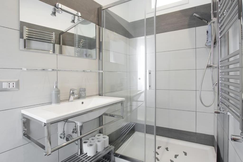 San Peter Apartment - Your Home In The Heart Of Roma Ngoại thất bức ảnh